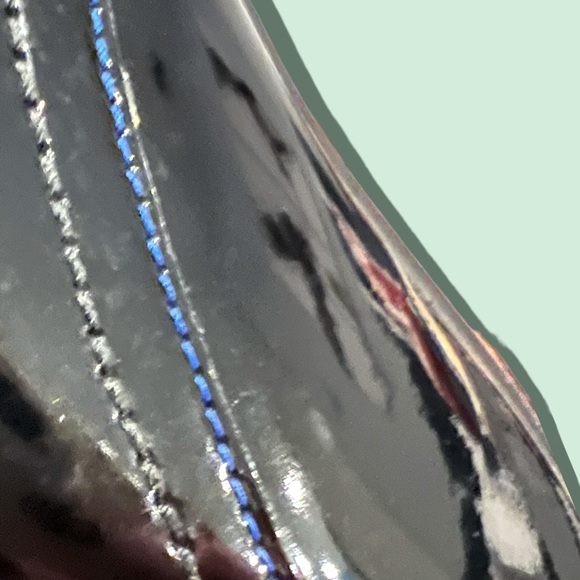 Ted Baker Tuxedo Shoes with stretchy laces - Picture 4 of 6